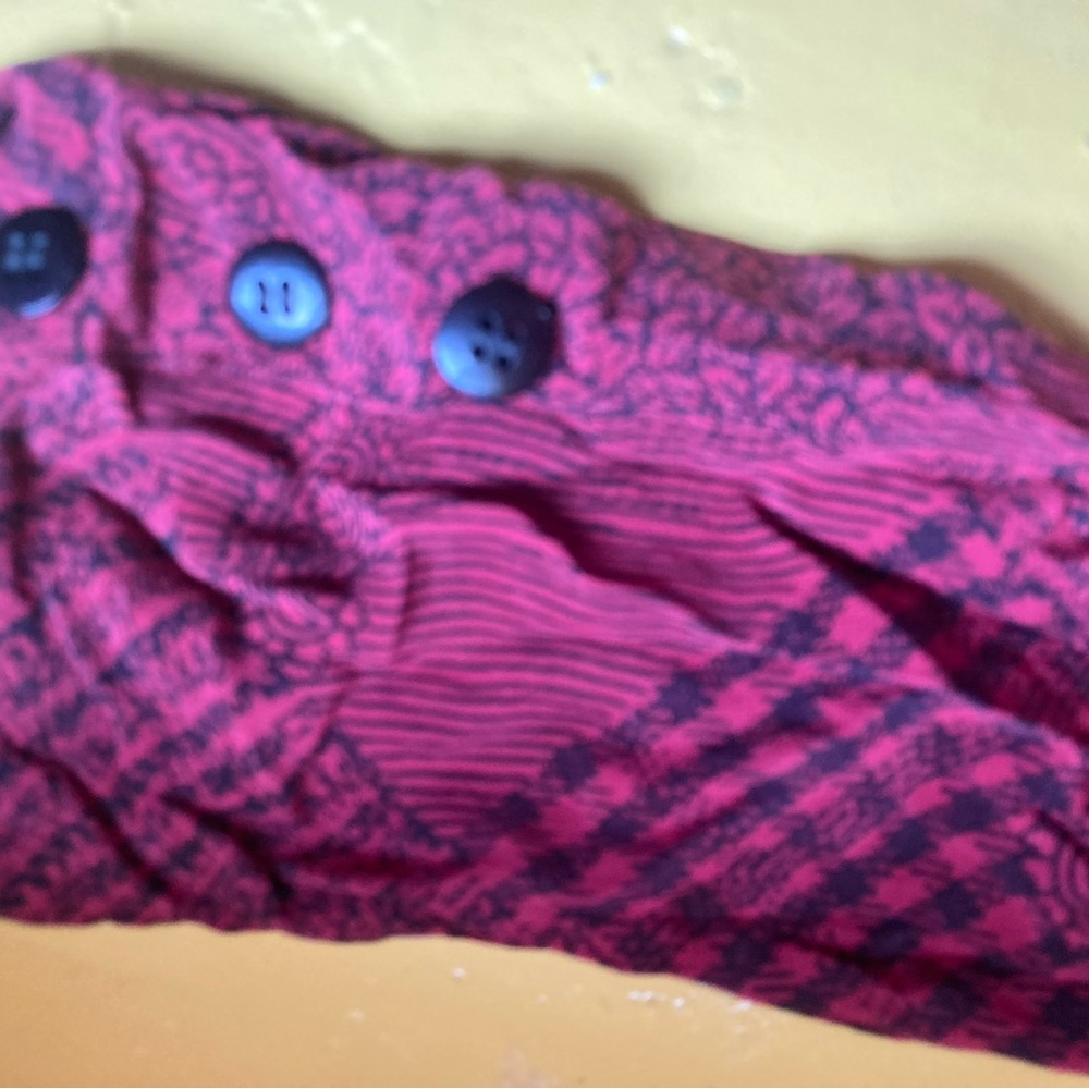 Lost Red Patterned Button-Down Shirt - Picture 6 of 9